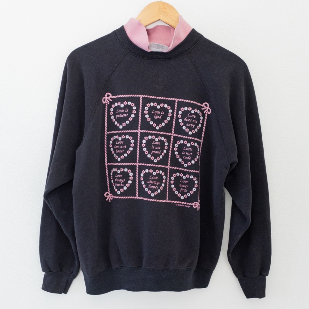 Vintage 90s Heart Sweater Size Medium